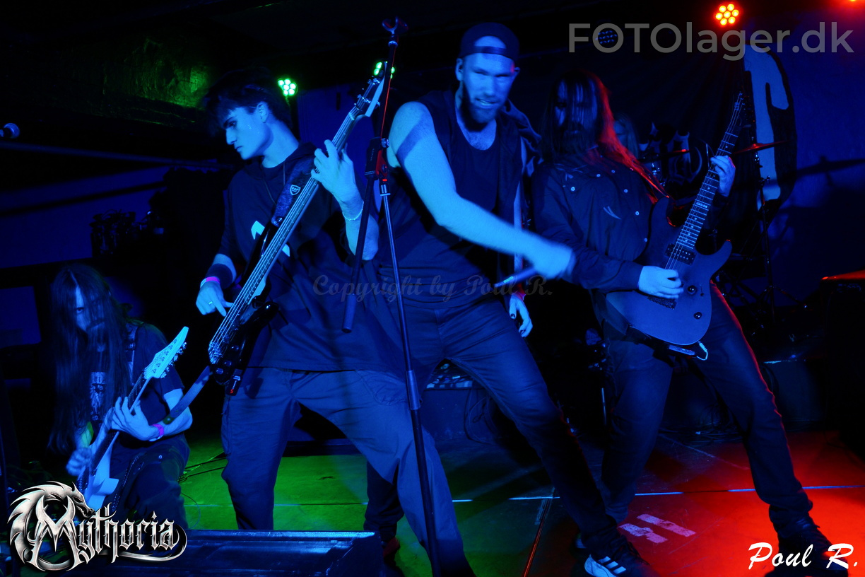 myth-all-DSC04979 — FOTOlager